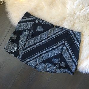 NEW Pattern Satin-like Slit Mini Skort